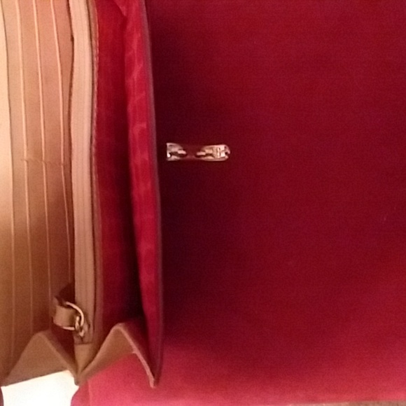 🎆Sale Kate Spade Dark Pink Wallet Very Good Condition - Picture 3 of 10